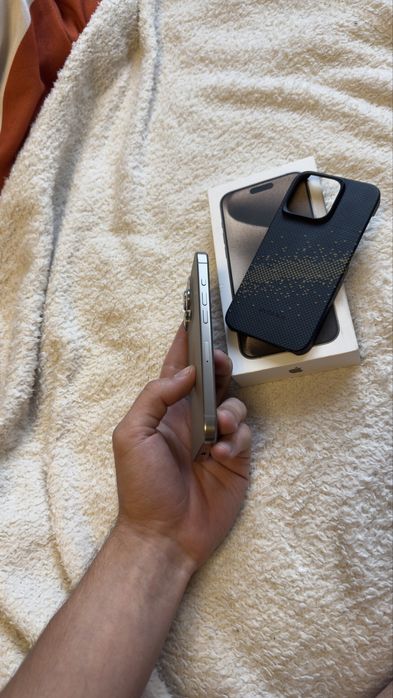 iPhone 15 pro “Natural Titanium” impecabil