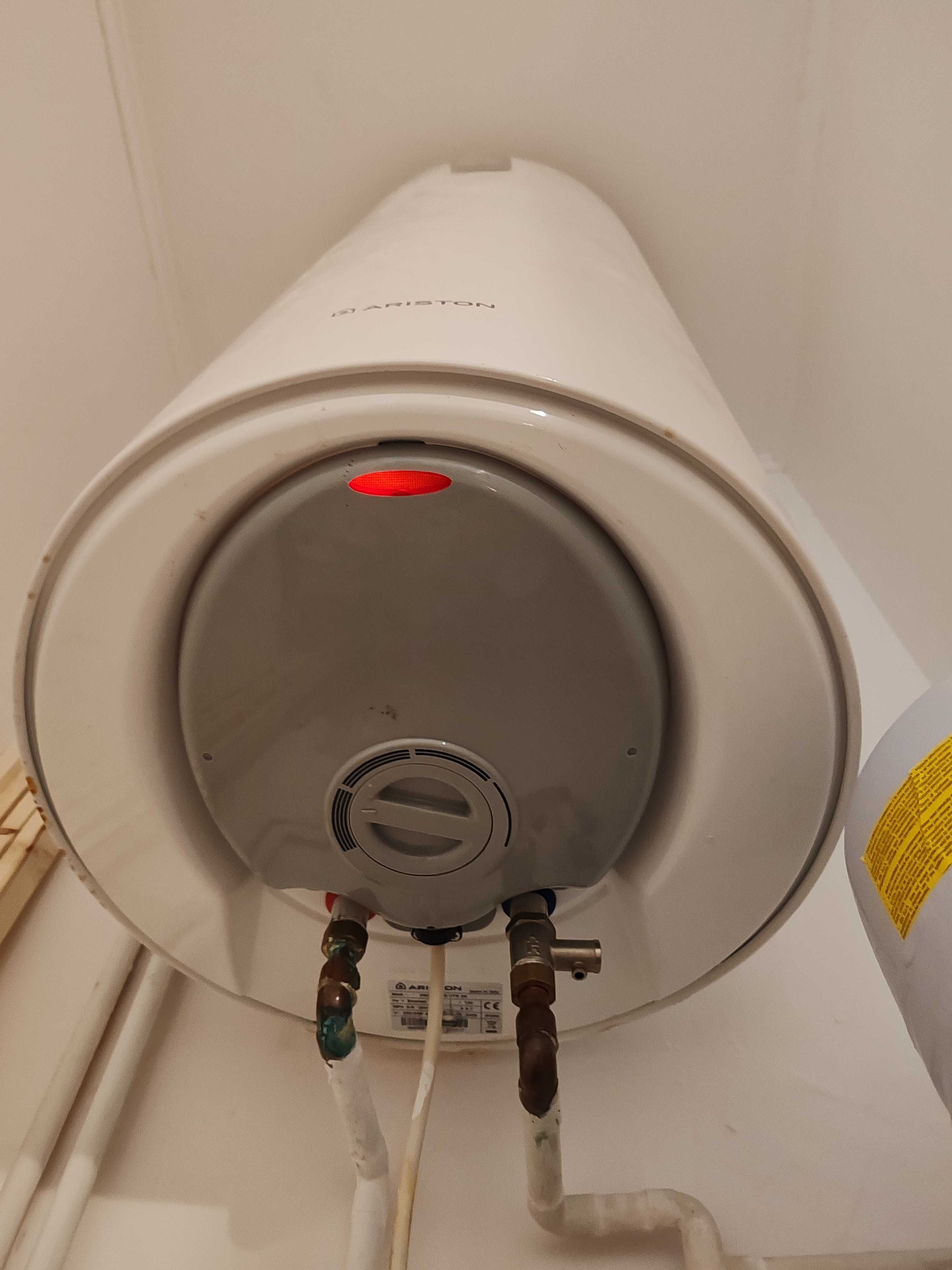 Boiler electric Ariston -120 L cu serpentina