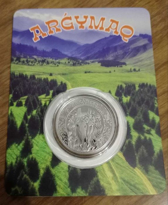 Продам монету Казахстан 200 тенге 2025 Тотемы кочевников Конь блистер