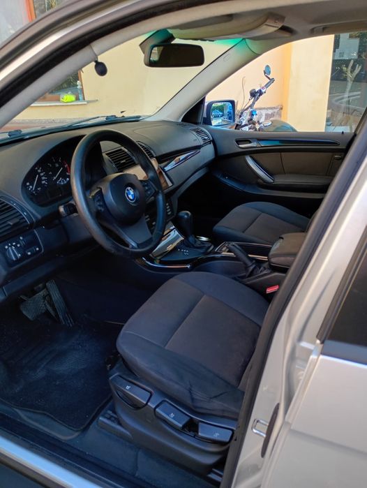 Vând BMW X5 diesel