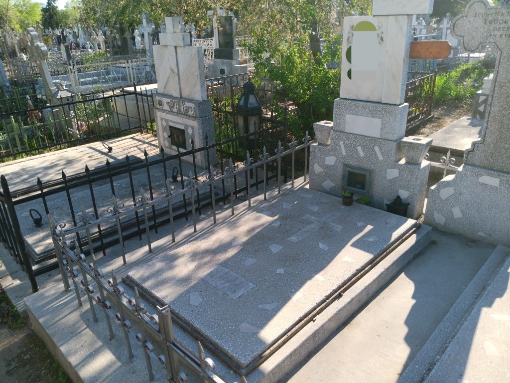 Loc de veci Cimitirul Sfanta Maria