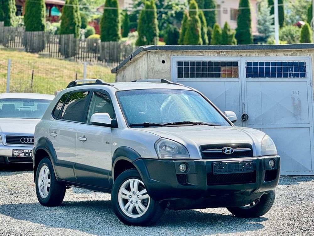 HYUNDAI Tucson 2.0CRDI 140CP 6+1 Trepte / 4X4 4WD / 2009 / Piele