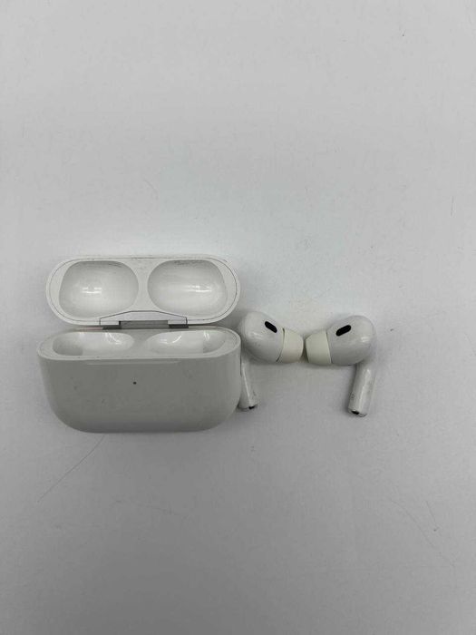Apple AirPods Pro (2nd generation)