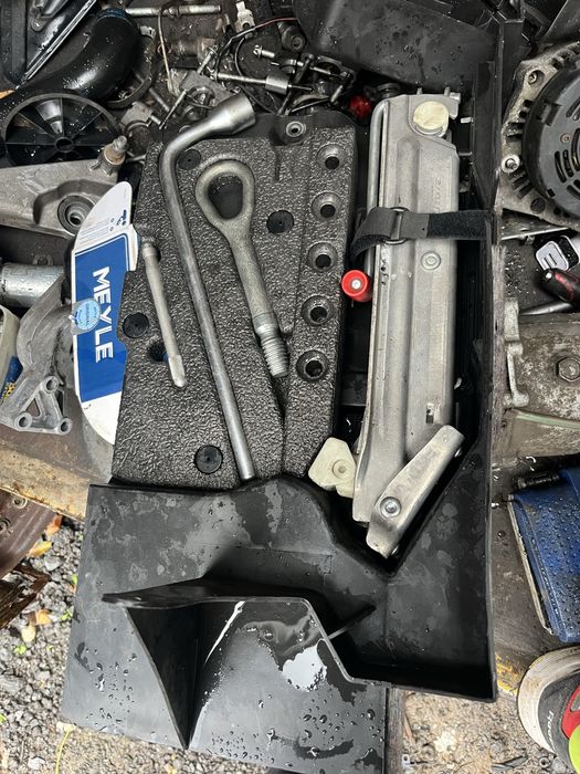 Авариен комплект мерцедес