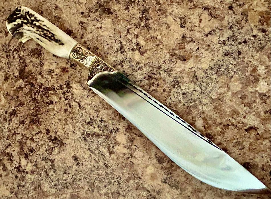 Ръчно изкован нож