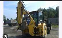 Dezmembrez / piese buldoexcavator Komatsu WB93R