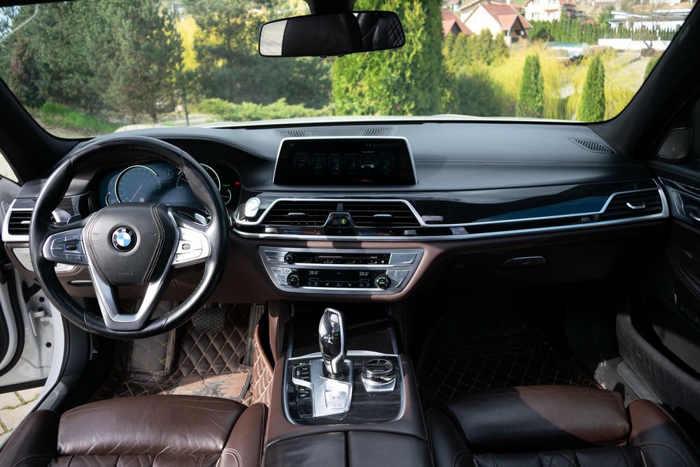 BMW seria 7 long 730LD pachet M!  *km reali*