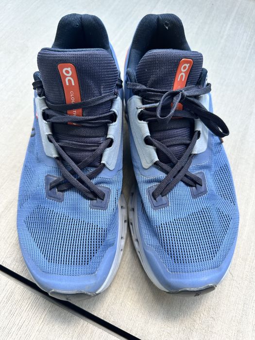 Adias on cloud running 42,5/ 27 cm