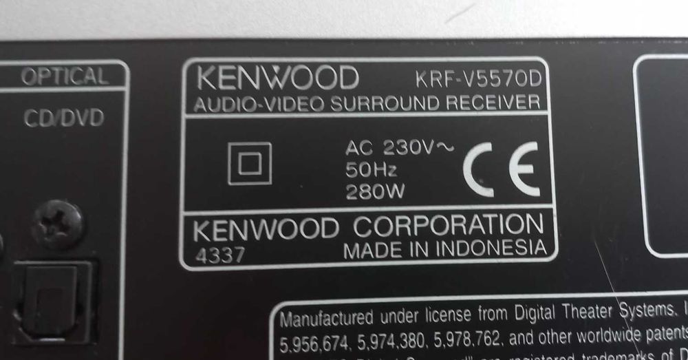 Kenwood KRF-V5570D Audio Video Sorround Receiver 7,8 kg