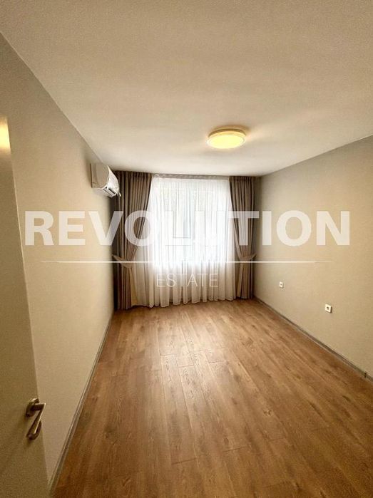 Продава се Тристаен апартамент в Пловдив, Съдийски - 103 кв.м за 1602 €/кв.м - Снимка #4