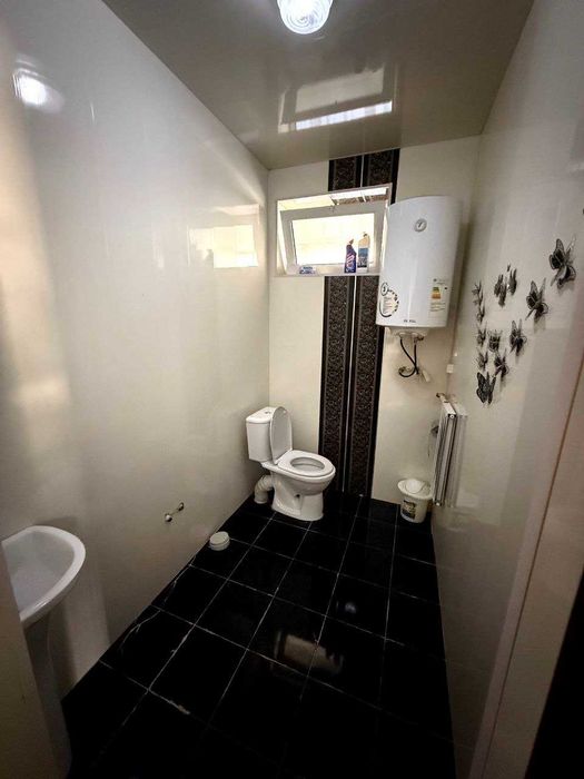 Коттедж сотилади!