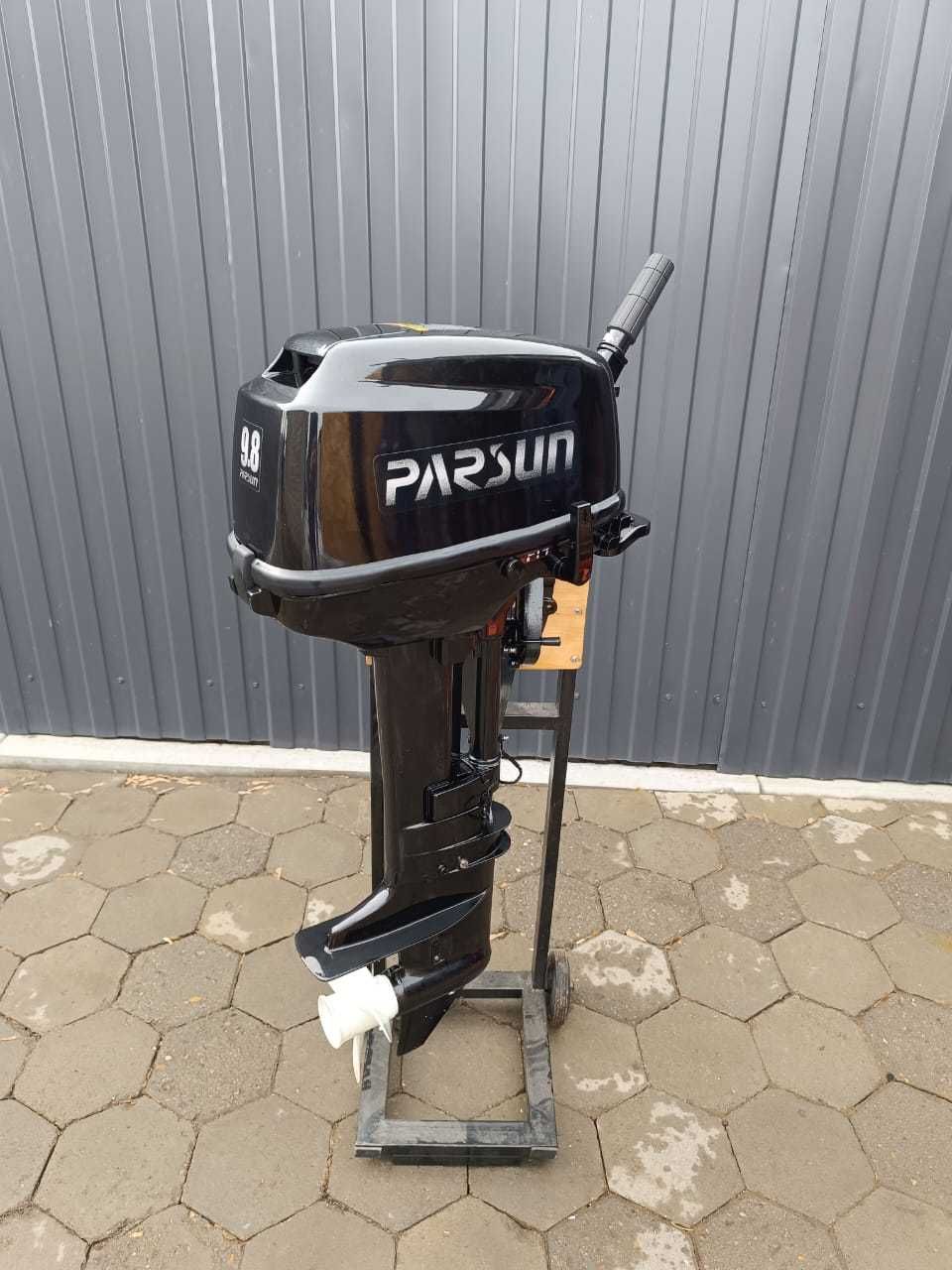 Лодочный мотор Parsun 9,8. Новый.