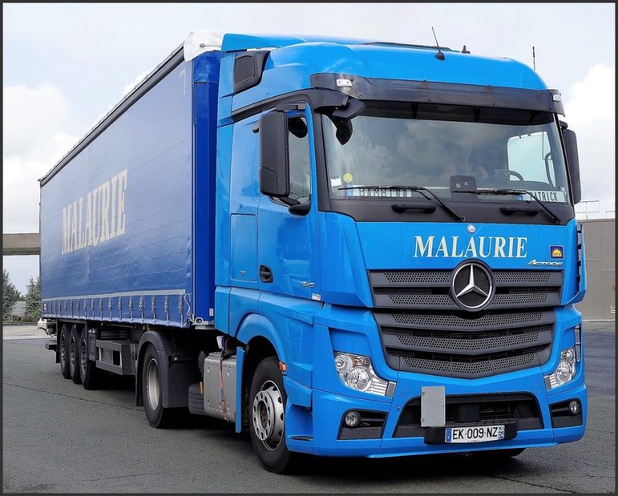 Продам коллекционная масштабная модель MERCEDES -BENZ ACTROS 2 STREAM