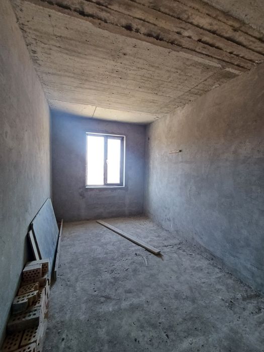 Olmazor tuman betonka Novostroyka kadastr chiqgan 2 xona