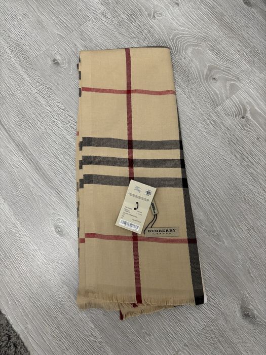 Esarfa Burberry - sal