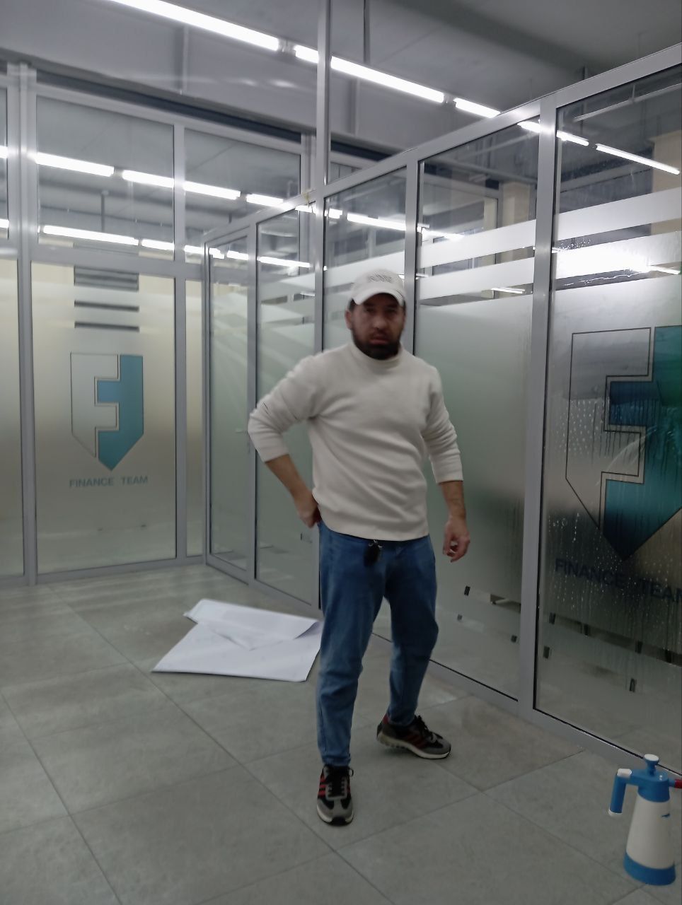 Декоративные пленки  для офиса и здание
