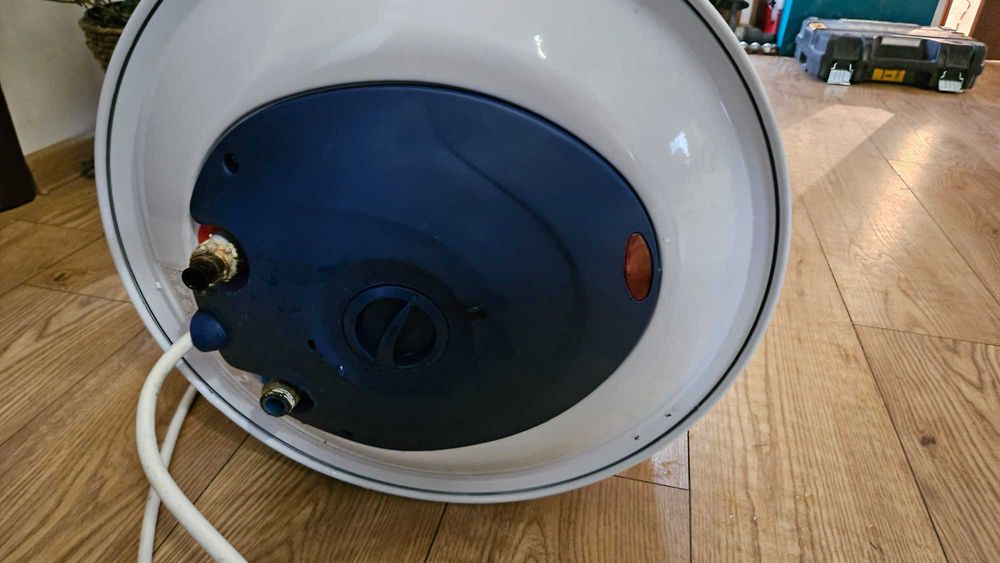 Centrala electrica Protherm si boiler