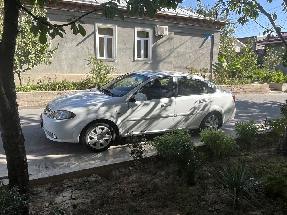 Lacetti chevrolet