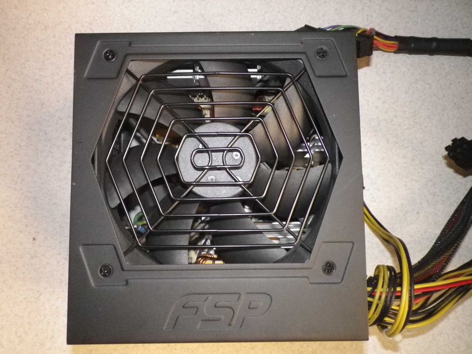 Захранване  за компютър Fortron HEXA 400W