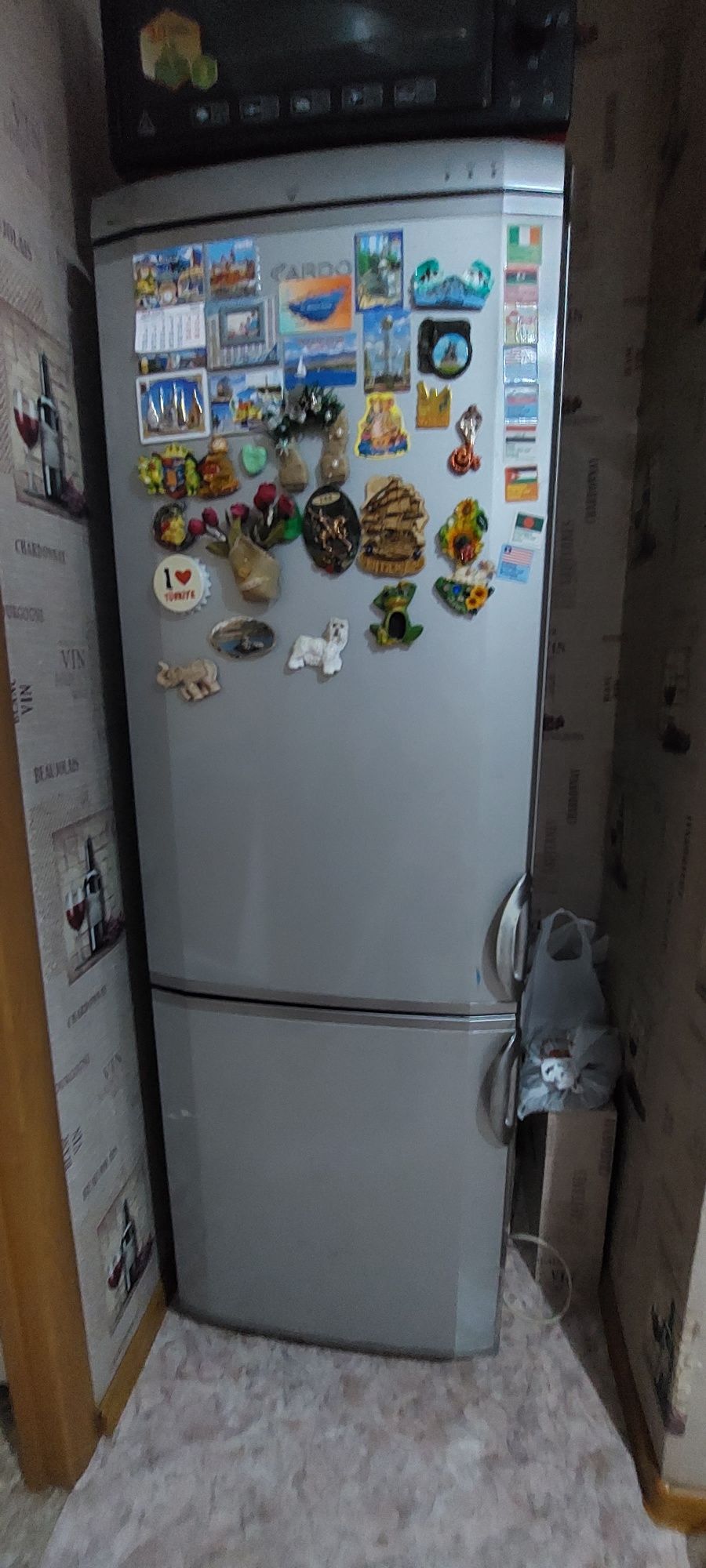 Продаю холодильник ardo
