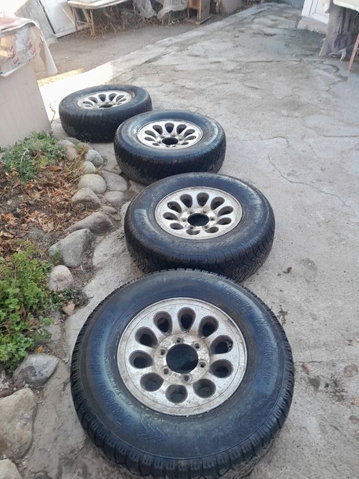 Шины с дисками на делику поджеро и другие автомобили.