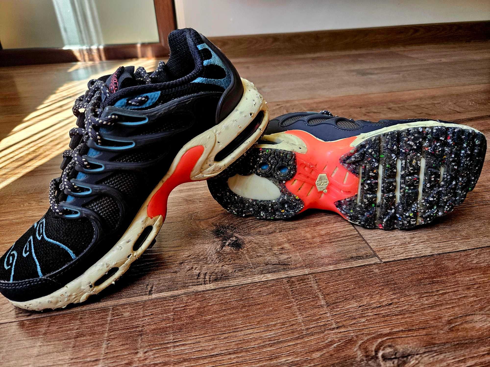 Маратонки Nike EUR38 UK 5