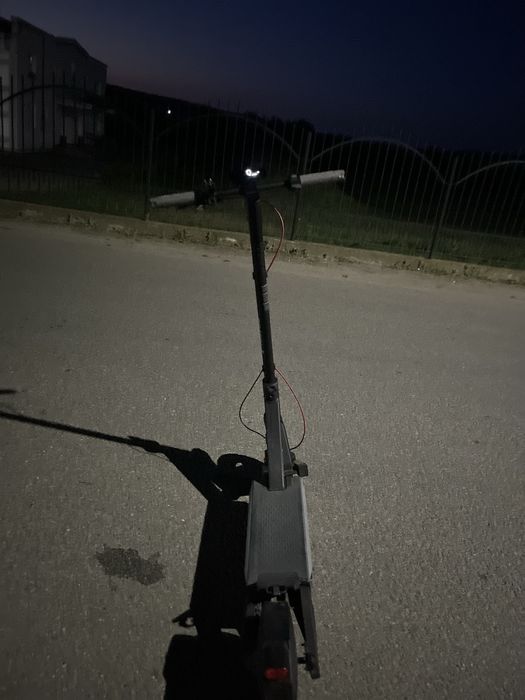 Vand trotitena electrica Navee s40