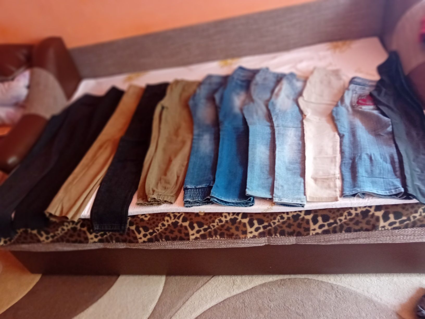 Vand pantaloni fete femei