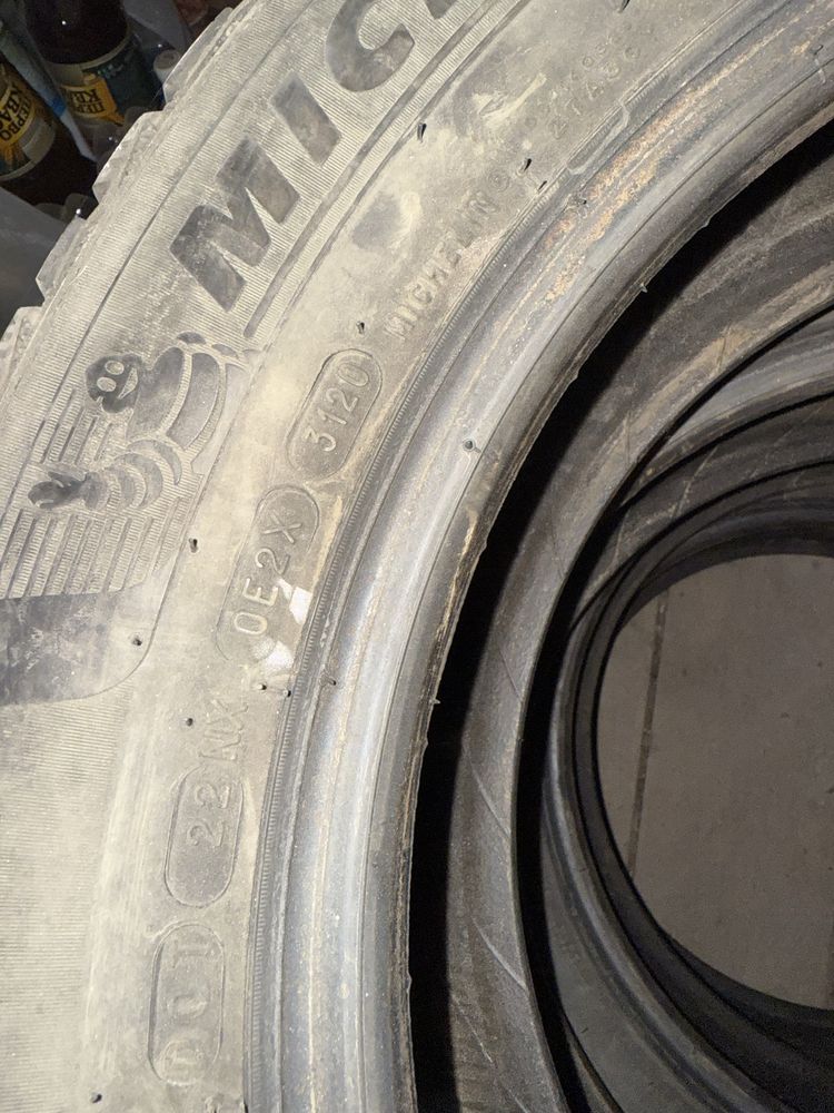Продам зимние шины 185/65/R16 Michelin