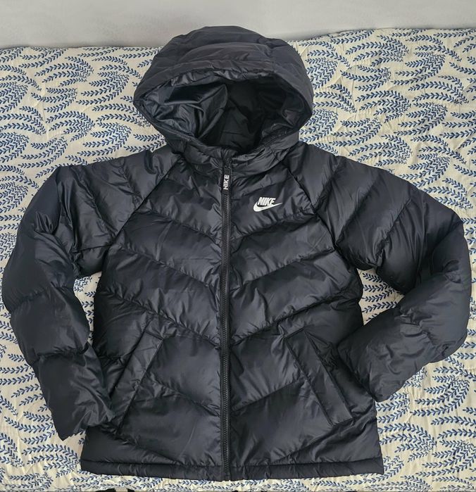 Оригинално ново детско яке Nike