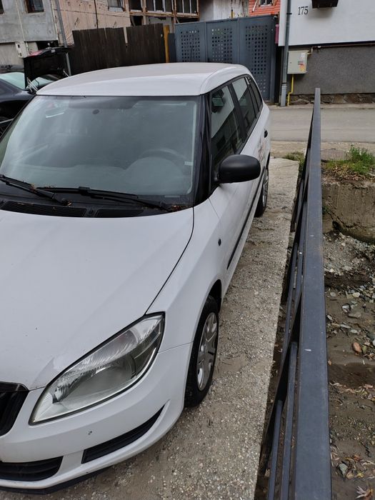 Skoda fabia 1.6 tdi 105cp an 2012