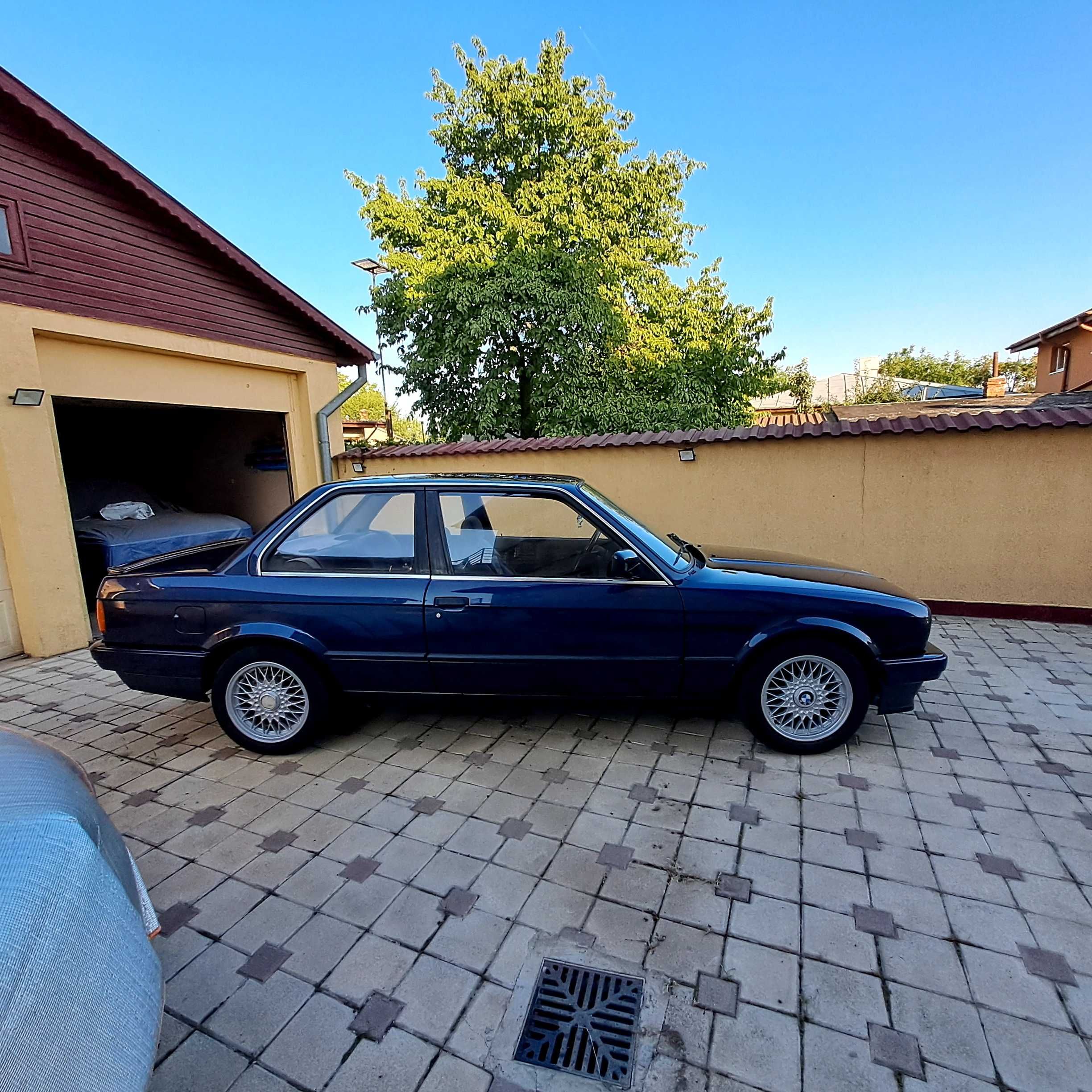 BMW E30 Coupe 1.6I
