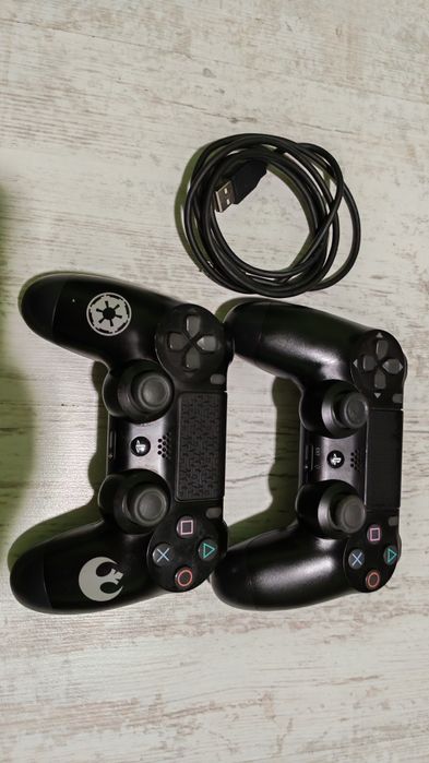 PS 4 Slim /Плейстешън 4 слим/