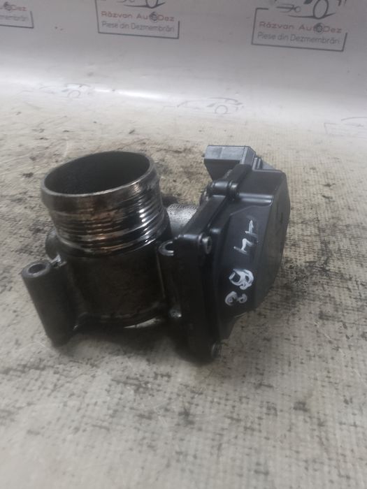 clapeta acceleratie audi a4 b8 2.0 2010