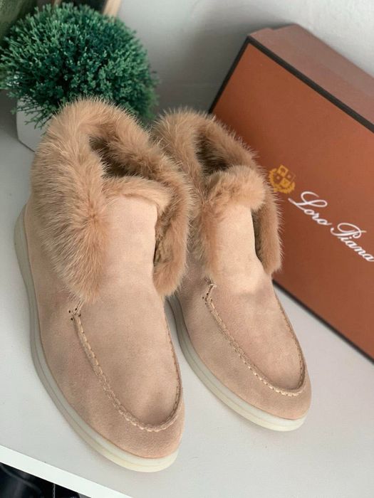 Лоуфъри Loro Piana