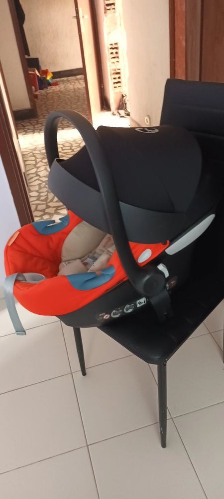 Столче за кола Cybex