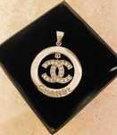 Сребърен синджир с висулка CHANEL- сребро проба 925
