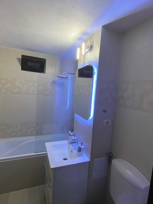 Apartament cu 2 camere de închiriat