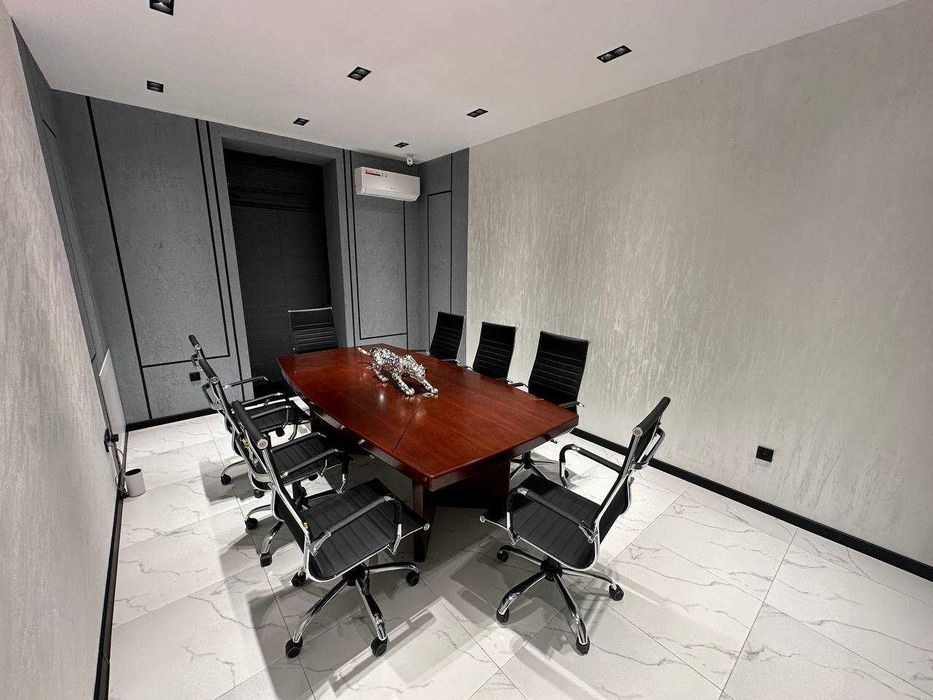 Сдается в аренду офис на Ц-1 ор-р Чайкоф 100м2 4 комнаты срочно