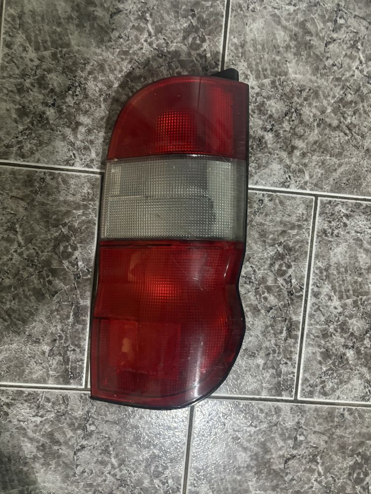 Двсен стоп за Тойота / Toyota Hiace 2008