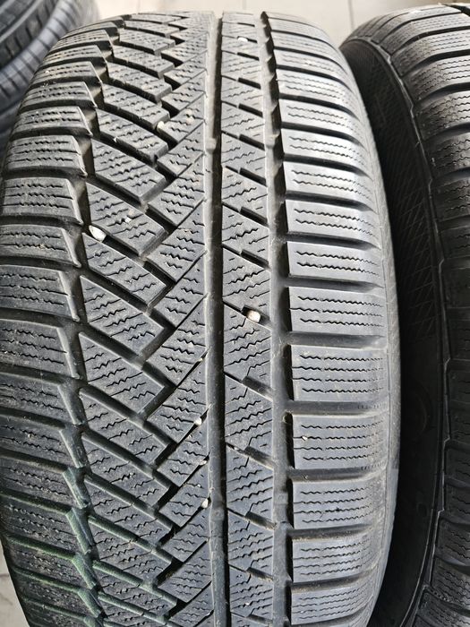 255/50R19 M+S Continental