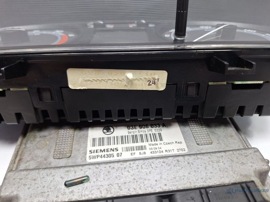 Kit pornire SKODA FABIA Combi (6Y5) [ 2000 - 2007 ] 1.2 (AZQ, BME) 47KW|64HP OEM 03E906033A , 6Y0920881M