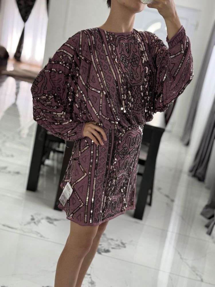 Rochie Asos scurta cu aplicatii
