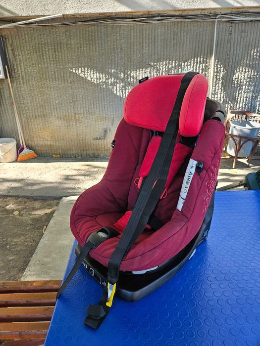Седалка за кола Maxi Cosi AxissFIX
