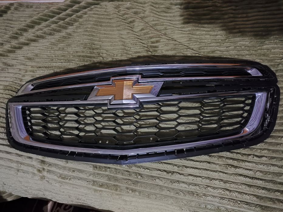 Решетка радиатора Chevrolet Cobalt