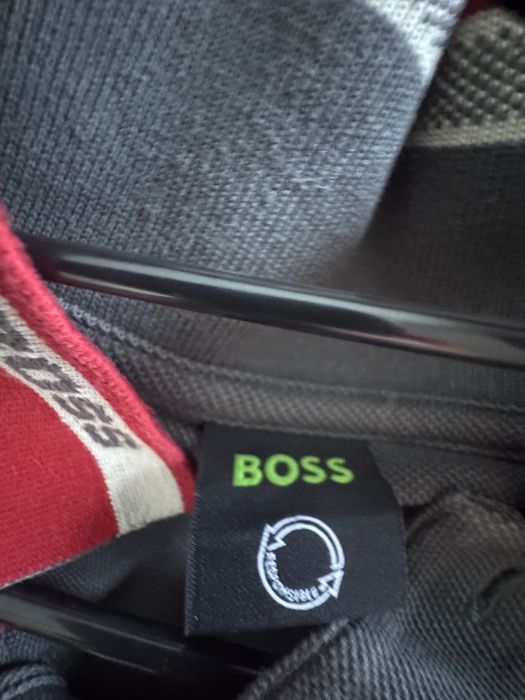 Сиви тениски boss размер S