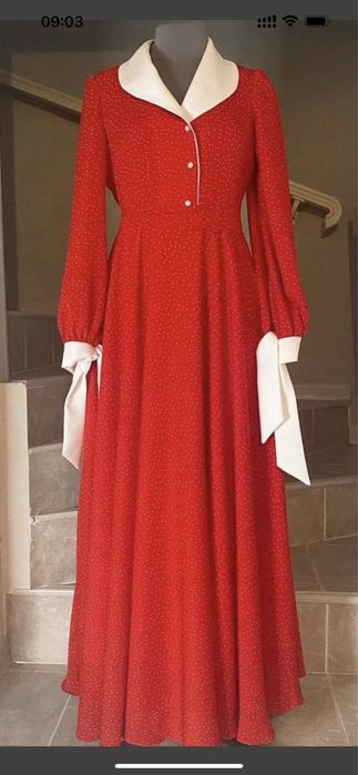 Платье длинное с шалевым воротником