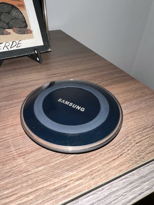 Безжично зарядно на Samsung