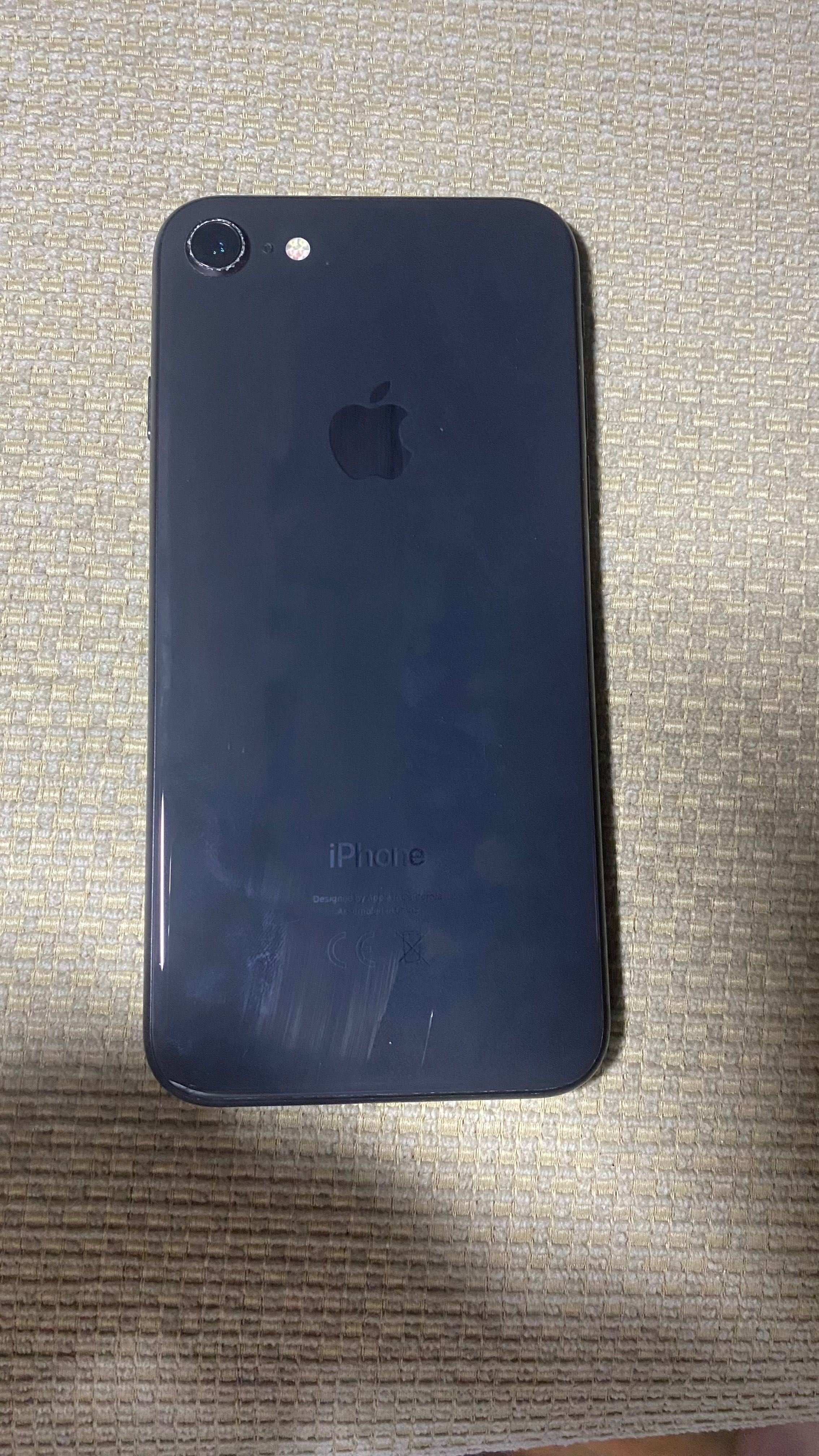 iPhone 8 64gb черен