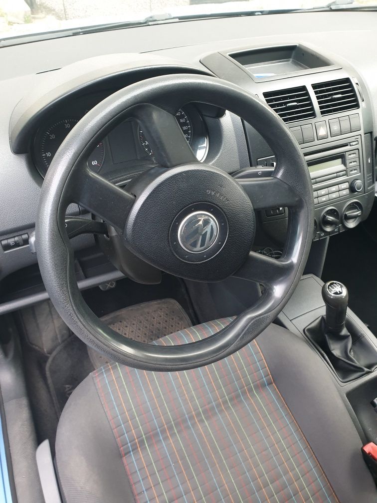 VW POLO 2005г. Син цвят